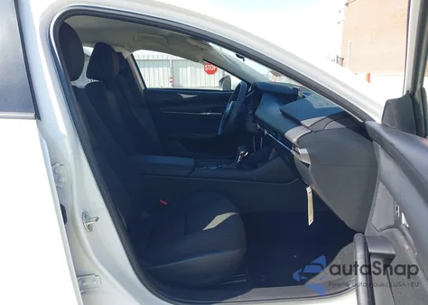 2025 Mazda Mazda3 2.5 S from USA, damaged, VIN 3MZBPAAM8SM476604